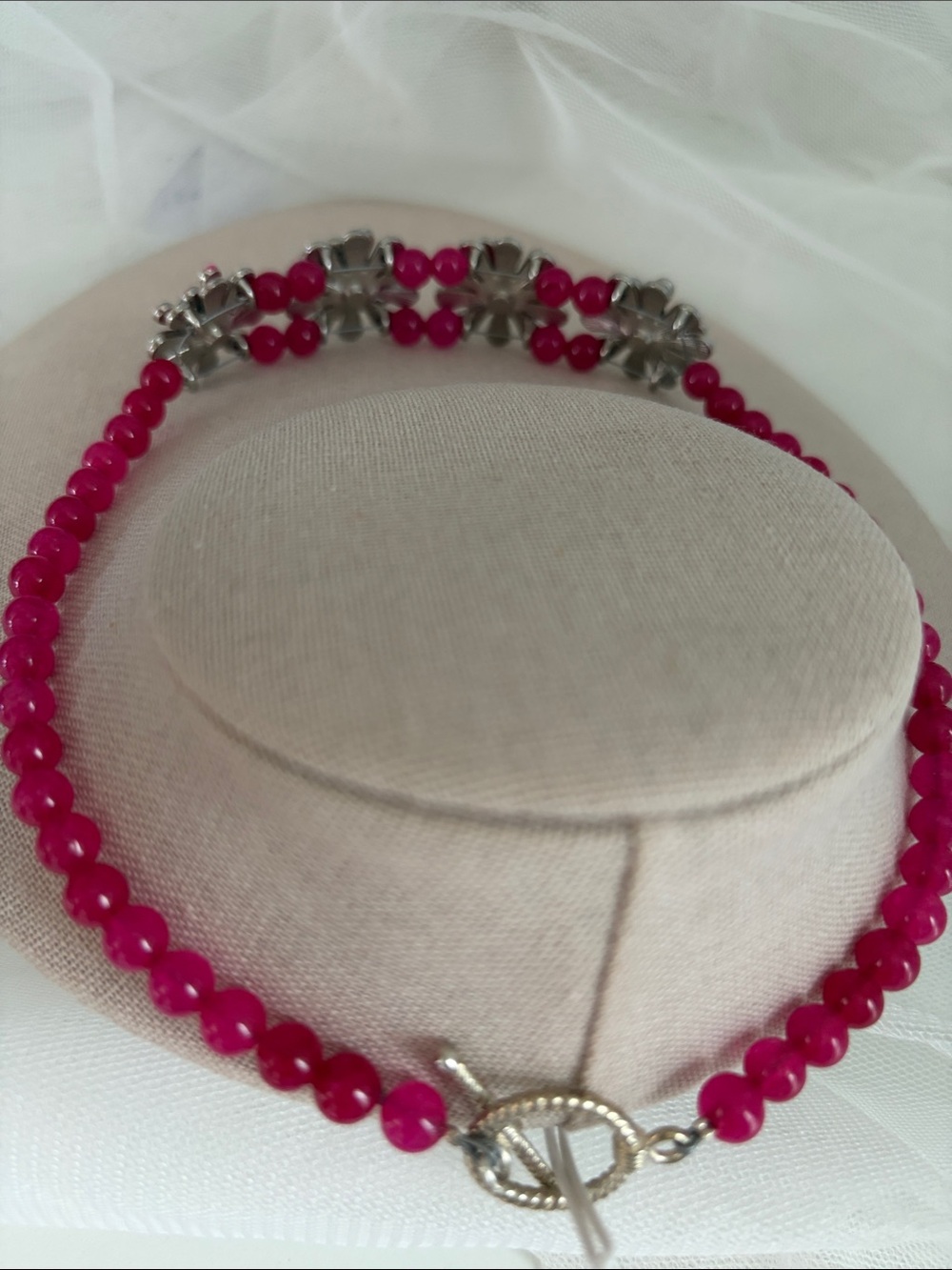Glass Beaded Pink Floral Choker Necklace and Bracelet Set - Picture 8 of 13